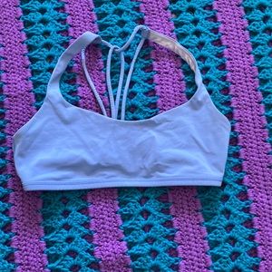 Lululemon bra size 6